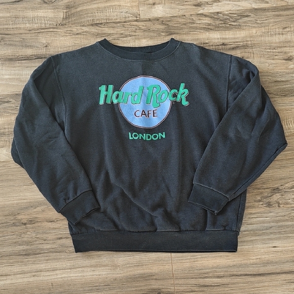 Hard Rock Cafe Tops - EUC Vintage London HRC Sweatshirt
